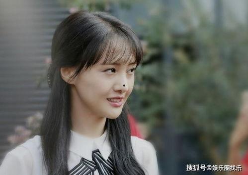 周锐爆料真实娱乐圈视频,娱乐圈幕后真相大曝光! 第3张 周锐爆料真实娱乐圈视频,娱乐圈幕后真相大曝光! 第3张